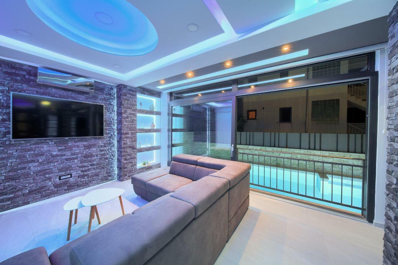 Luxury Vall Apartment كرك المظهر الخارجي الصورة