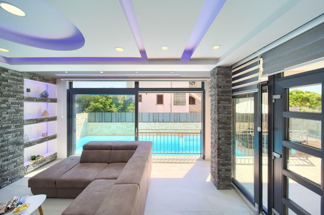 Luxury Vall Apartment كرك المظهر الخارجي الصورة